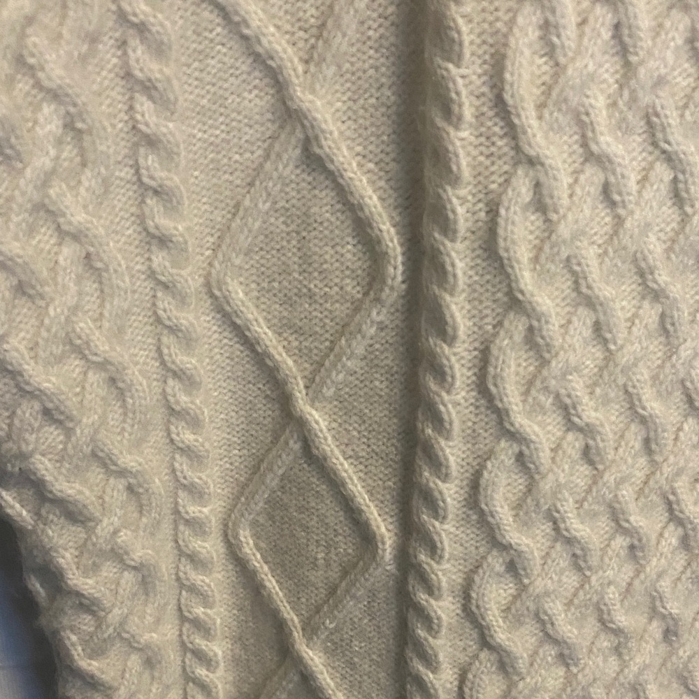 H&M Cream Cable Knit Mini Dress - Picture 4 of 10
